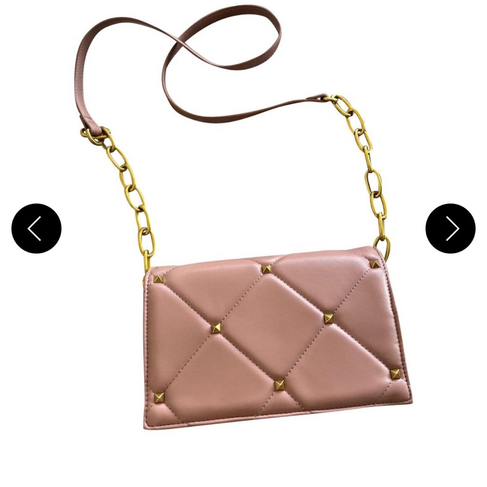 Like Dreams
Studded Mauve Pink Synthetic Cross Body Bag